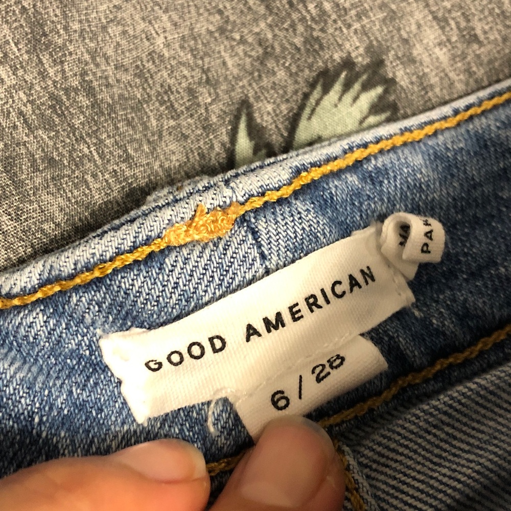 Good American Good Ease Denim Compression Slit Midi Jean Skirt Light Wash 6/28 - Picture 6 of 10